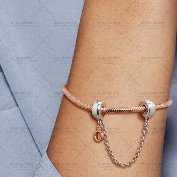 Pandora Dangling Crown O Safety Chain Charm - Picture 2 of 2